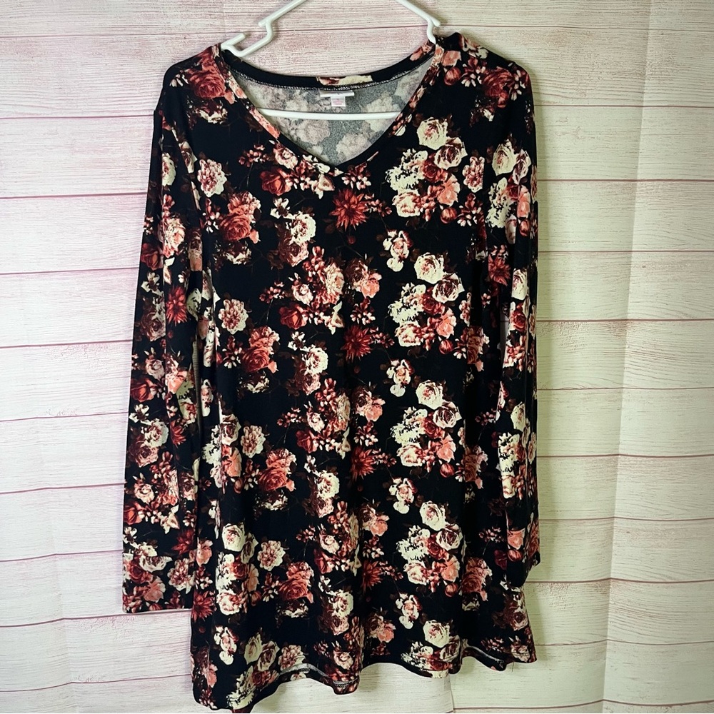 LuLaRoe Elizabeth Black Red Pink Floral TunicTop‎ Size Small